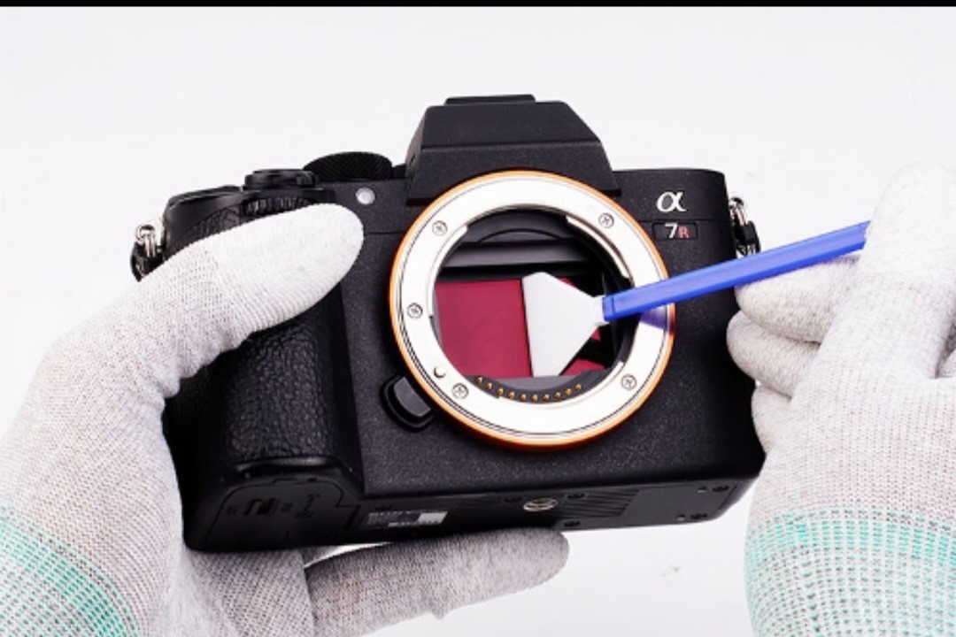 Czyszczenie Matrycy w Aparatach Cyfrowych Poznań- Canon Nikon Sony Fuji